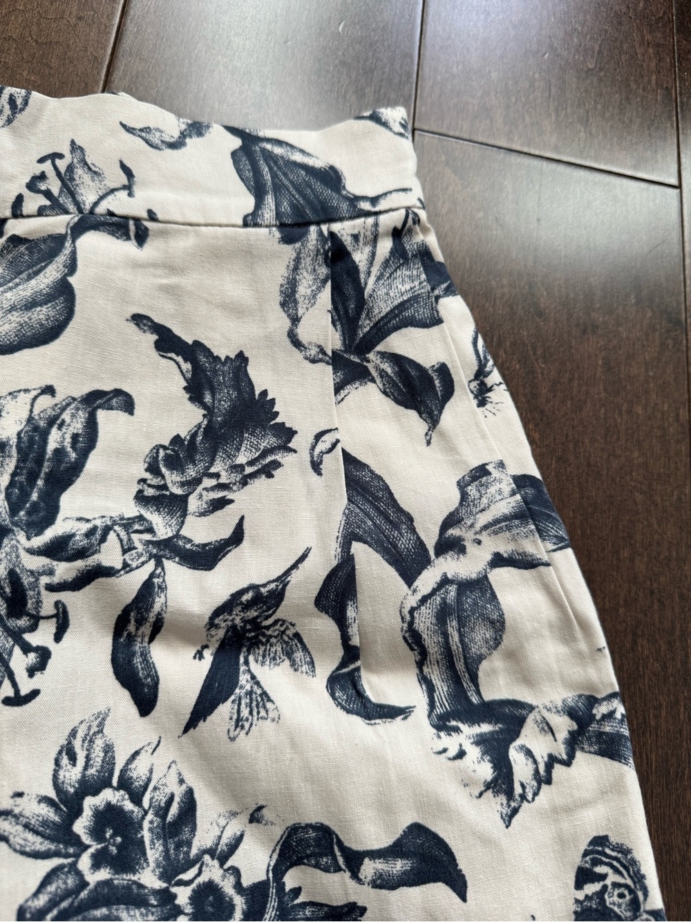 Frank & Oak White Wide Leg Floral Pants with Navy Print - Picture 3 of 5